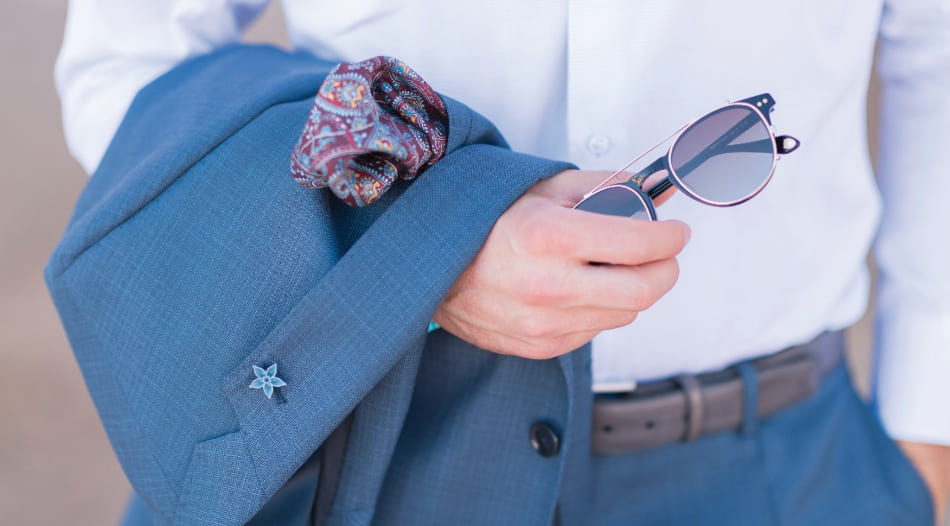 Jaký oblek je ideální na odpolední párty?