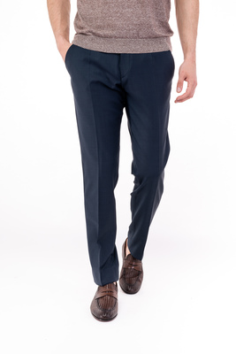 Strečové kalhoty V pohodlném střihu Strečové kalhoty V pohodlném střihu