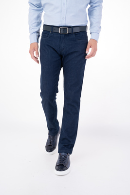 Strečové džíny V přiléhavém střihu Strečové džíny V přiléhavém střihu