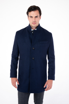 Vlněný plášť s kašmírem V přiléhavém střihu Vlněný plášť s kašmírem V přiléhavém střihu
