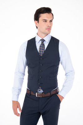 Vlněná vesta V pohodlném střihu Vlněná vesta V pohodlném střihu