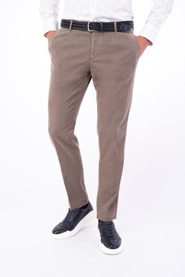 Strečové kalhoty V přiléhavém střihu Strečové kalhoty V přiléhavém střihu