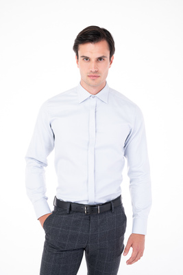 Společenská košile V pohodlném střihu Společenská košile V pohodlném střihu