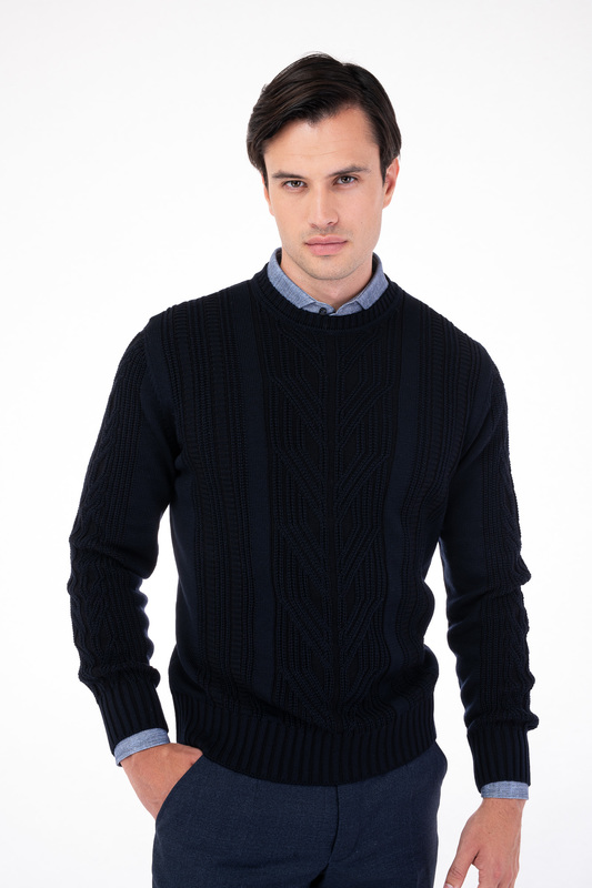 Vlněný svetr s bavlnou V pohodlném střihu