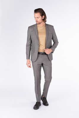 Vlněný oblek V pohodlném střihu Vlněný oblek V pohodlném střihu