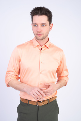 Bavlněná košile V přiléhavém střihu Bavlněná košile V přiléhavém střihu