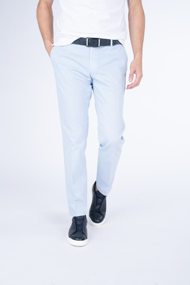 Strečové kalhoty V přiléhavém střihu Strečové kalhoty V přiléhavém střihu