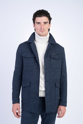 Vlněná bunda s kapsami V pohodlném střihu Vlněná bunda s kapsami V pohodlném střihu