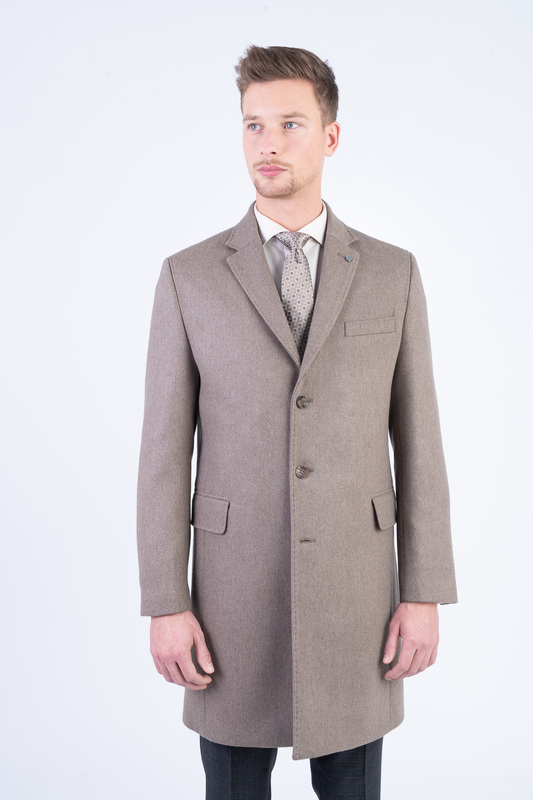 Vlněný plášť V pohodlném střihu