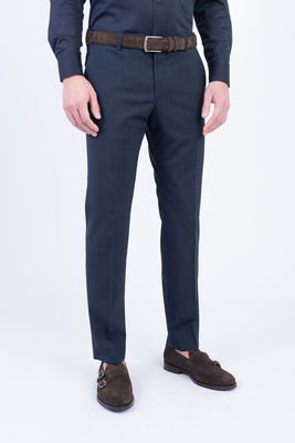 Strečové kalhoty V pohodlném střihu Strečové kalhoty V pohodlném střihu