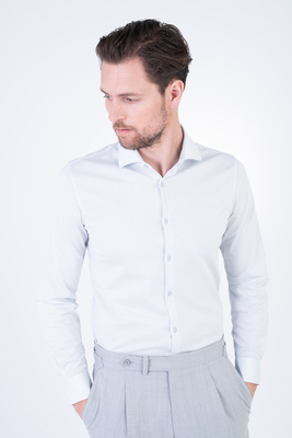 Bavlněná košile V přiléhavém střihu Bavlněná košile V přiléhavém střihu