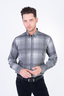 Bavlněná károvaná košile Ve volném střihu Bavlněná károvaná košile Ve volném střihu