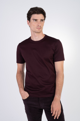 Bavlněné triko V přiléhavém střihu Bavlněné triko V přiléhavém střihu