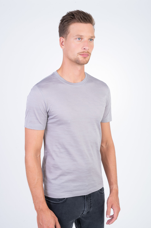 Bavlněné triko V přiléhavém střihu