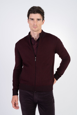 Svetr z merino vlny V pohodlném střihu