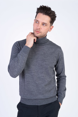 Svetr z merino vlny V pohodlném střihu Svetr z merino vlny V pohodlném střihu