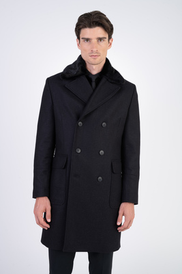Dvouřadý vlněný plášť V pohodlném střihu Dvouřadý vlněný plášť V pohodlném střihu