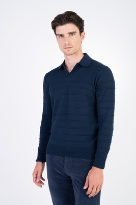 Svetr z merino vlny V pohodlném střihu