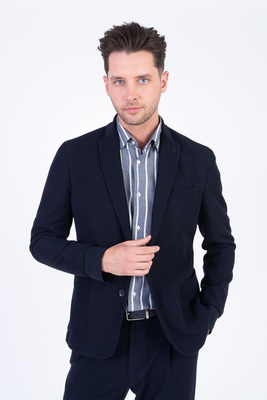 Strečové pletené sako V pohodlném střihu Strečové pletené sako V pohodlném střihu