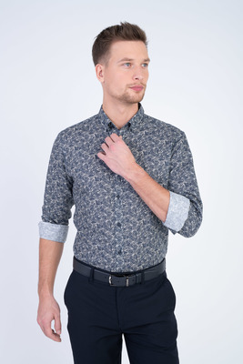 Lněná košile se vzorem V pohodlném střihu