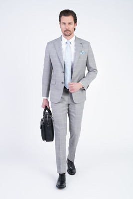 Károvaný strečový oblek V pohodlném střihu