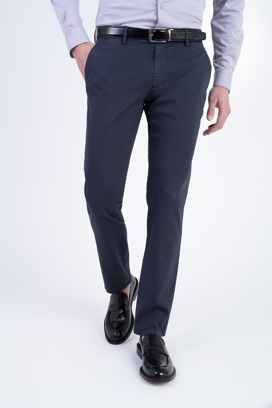 Strečové kalhoty V pohodlném střihu