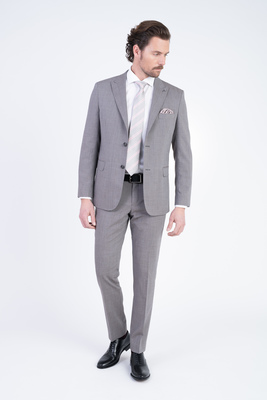 Károvaný strečový oblek V pohodlném střihu