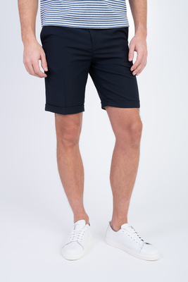 Strečové šortky V uvolněném střihu