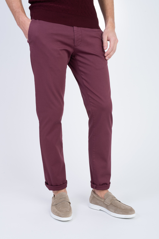 Strečové kalhoty V pohodlném střihu