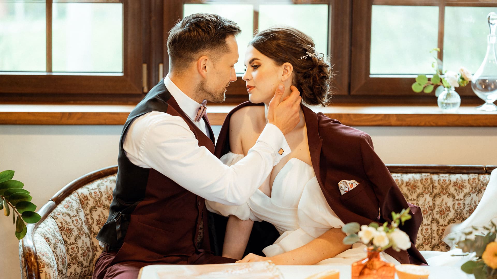 Magazín Blažek - Ako zvoliť oblek vhodný pre vonkajšiu svadbu
