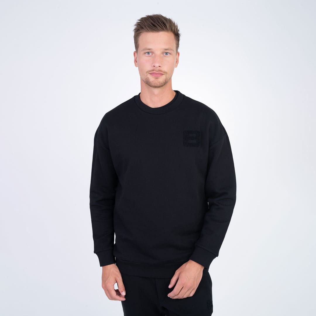 Kolekcia Poetic Sport - jeseň/zima 2025 - All Black Comfort